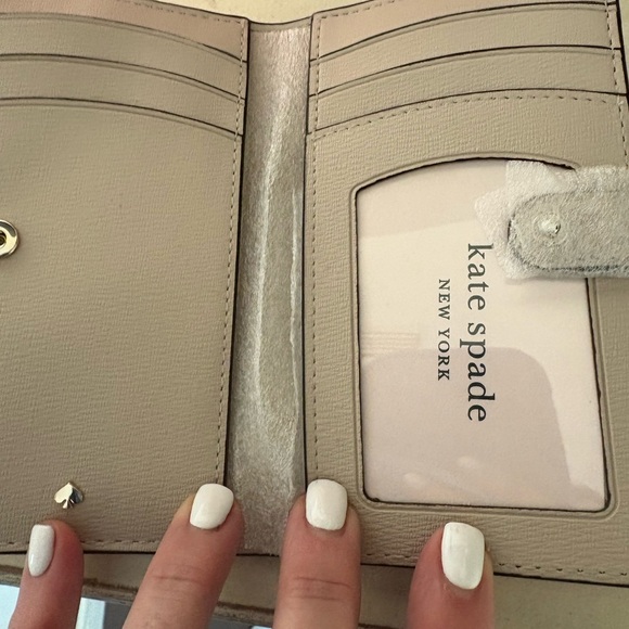 Kate Spade Cream Leather Wallet - Picture 3 of 4
